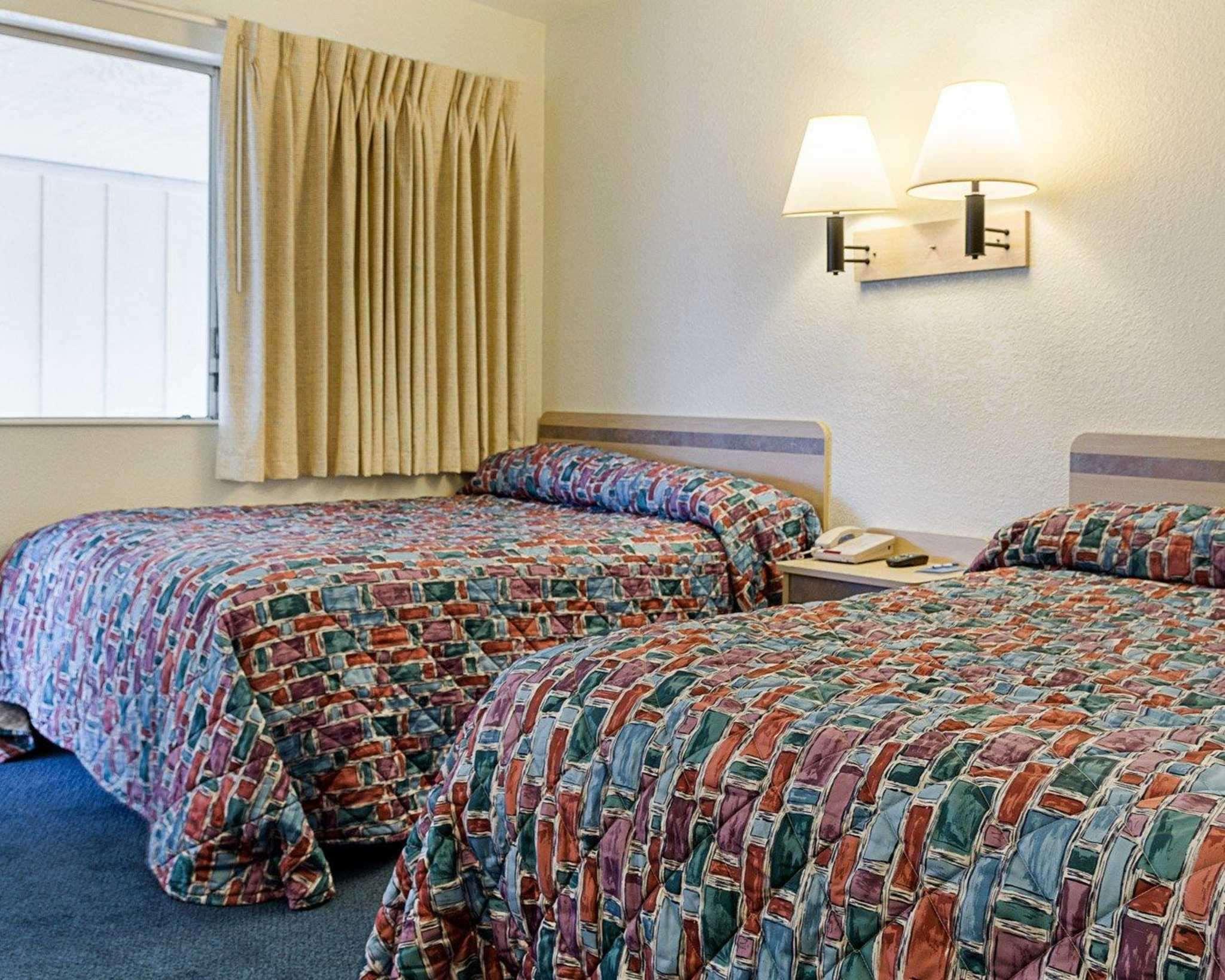 Rodeway Inn קולומבוס מראה חיצוני תמונה