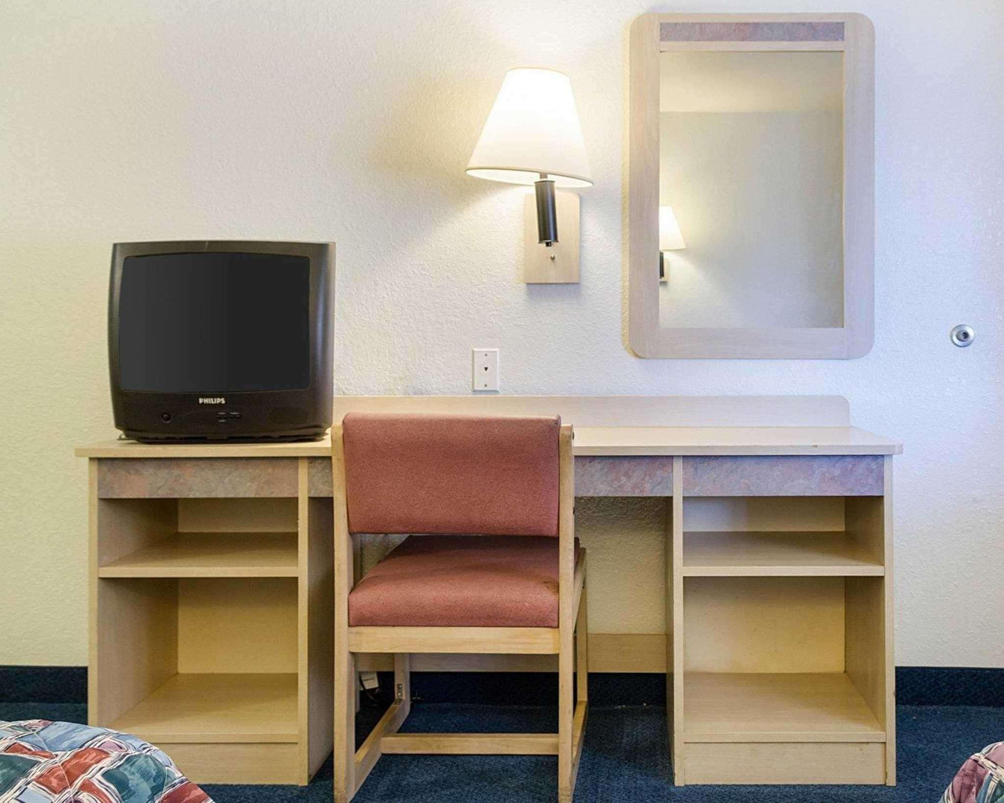 Rodeway Inn קולומבוס מראה חיצוני תמונה